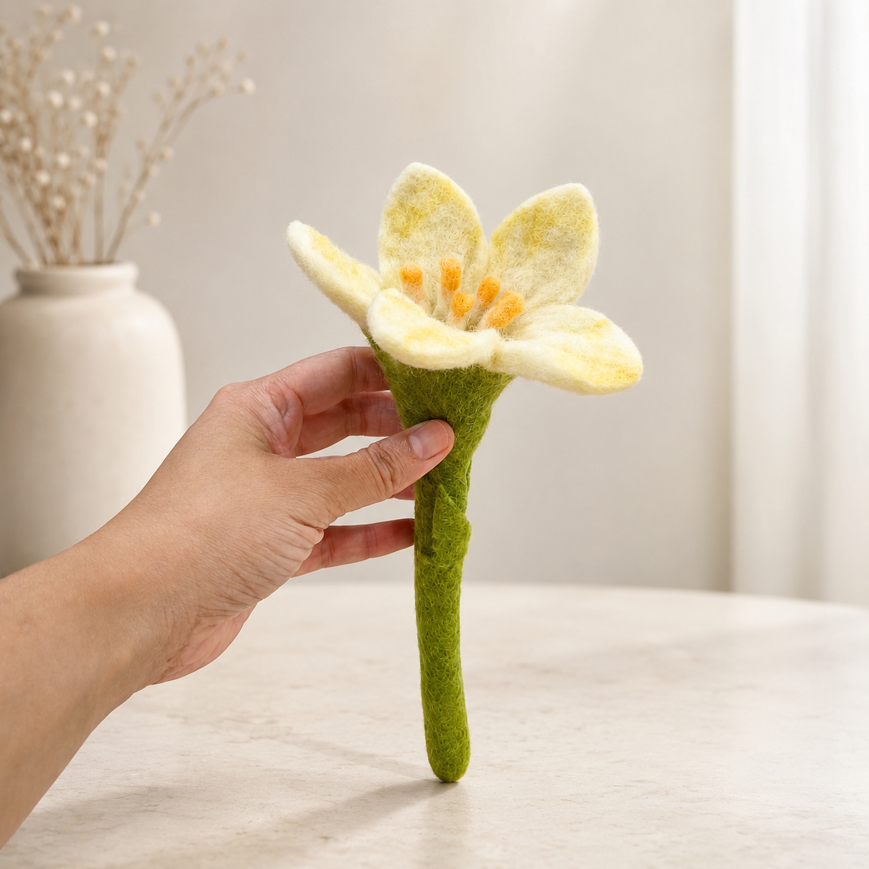 Felt Flowers - Lily (10 assorted colours)