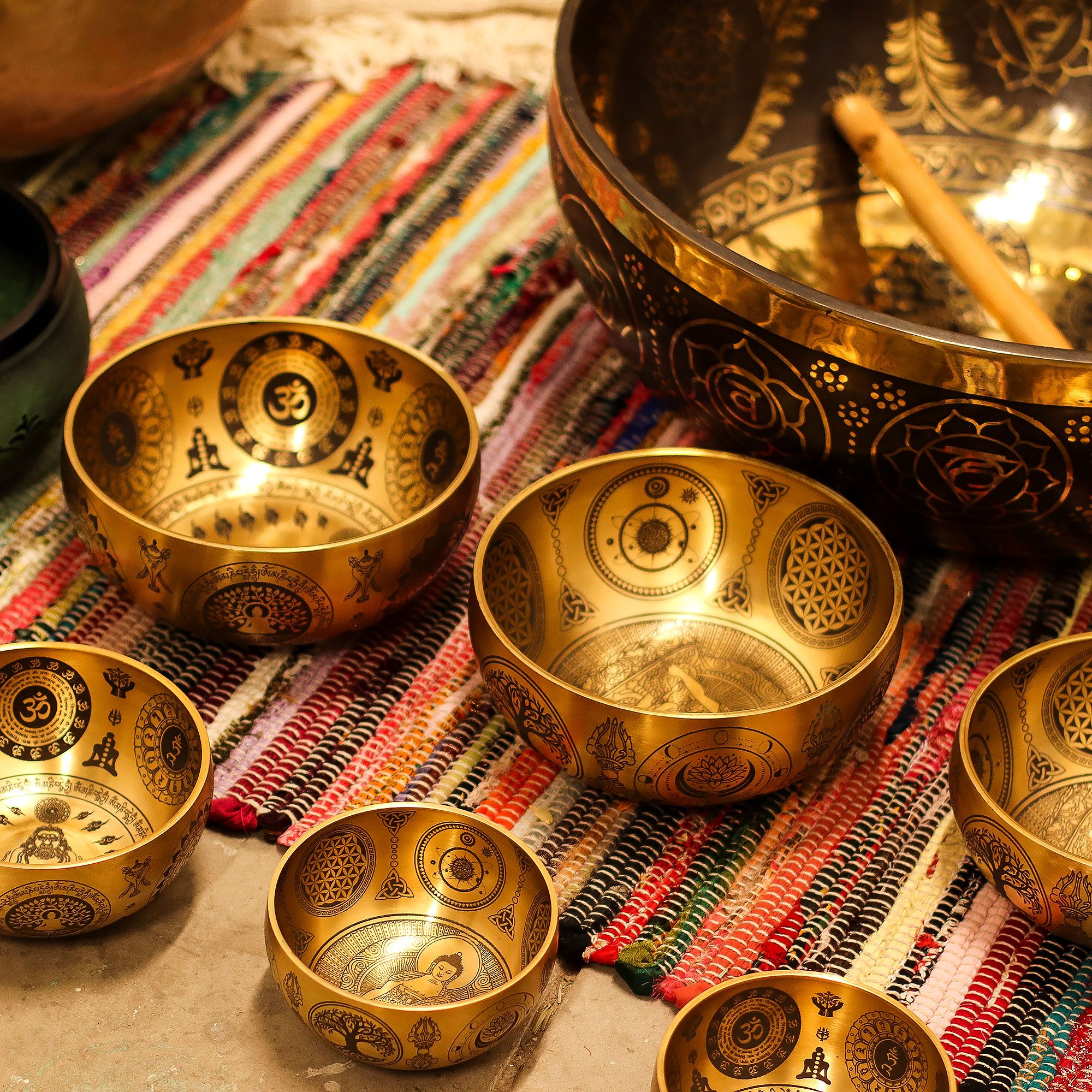Pure Brass Etched Buddha - Set of 4 - Approx 3.85kg