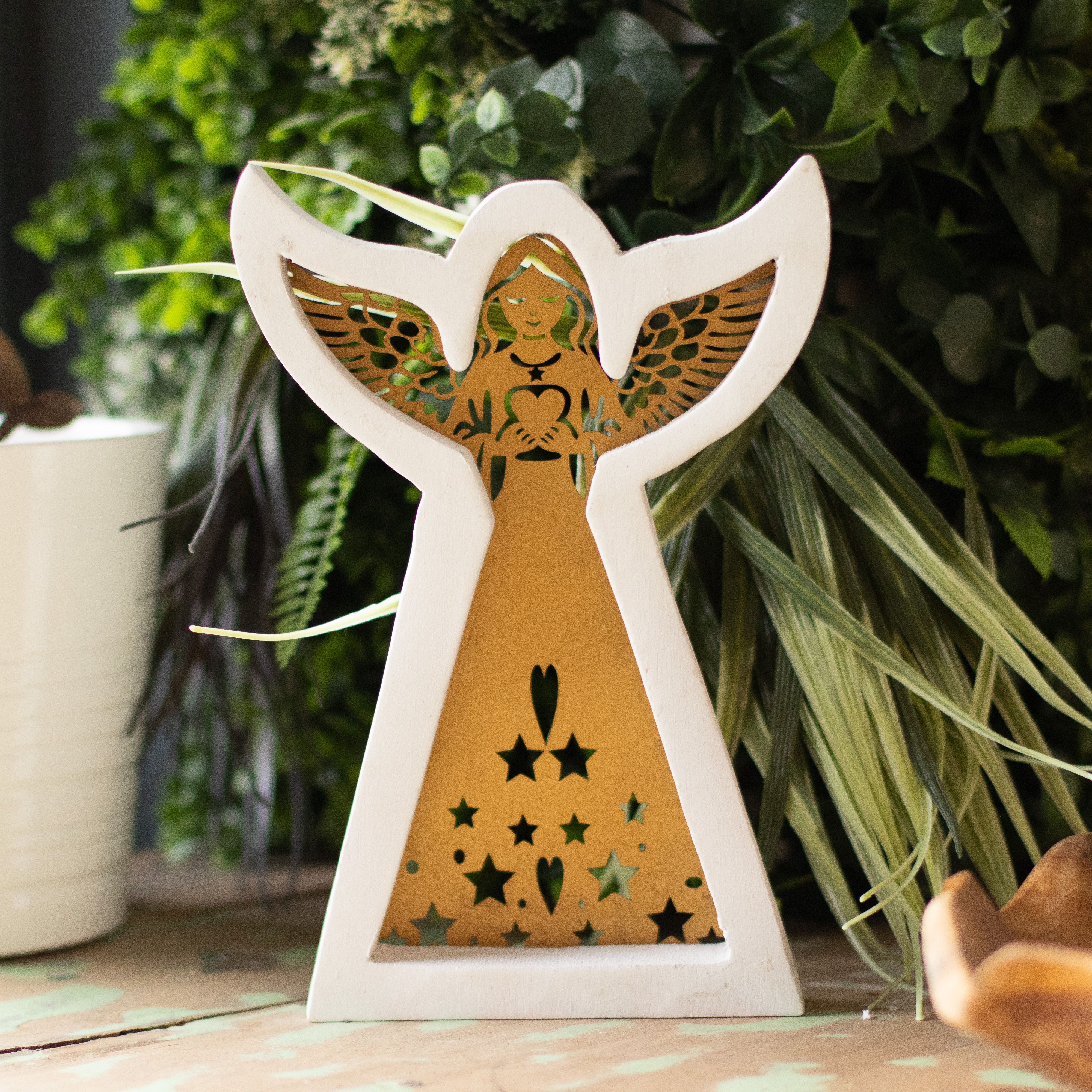 Mango Wood Angel - Whitewash with Iron Decor Cut Out - 39cm