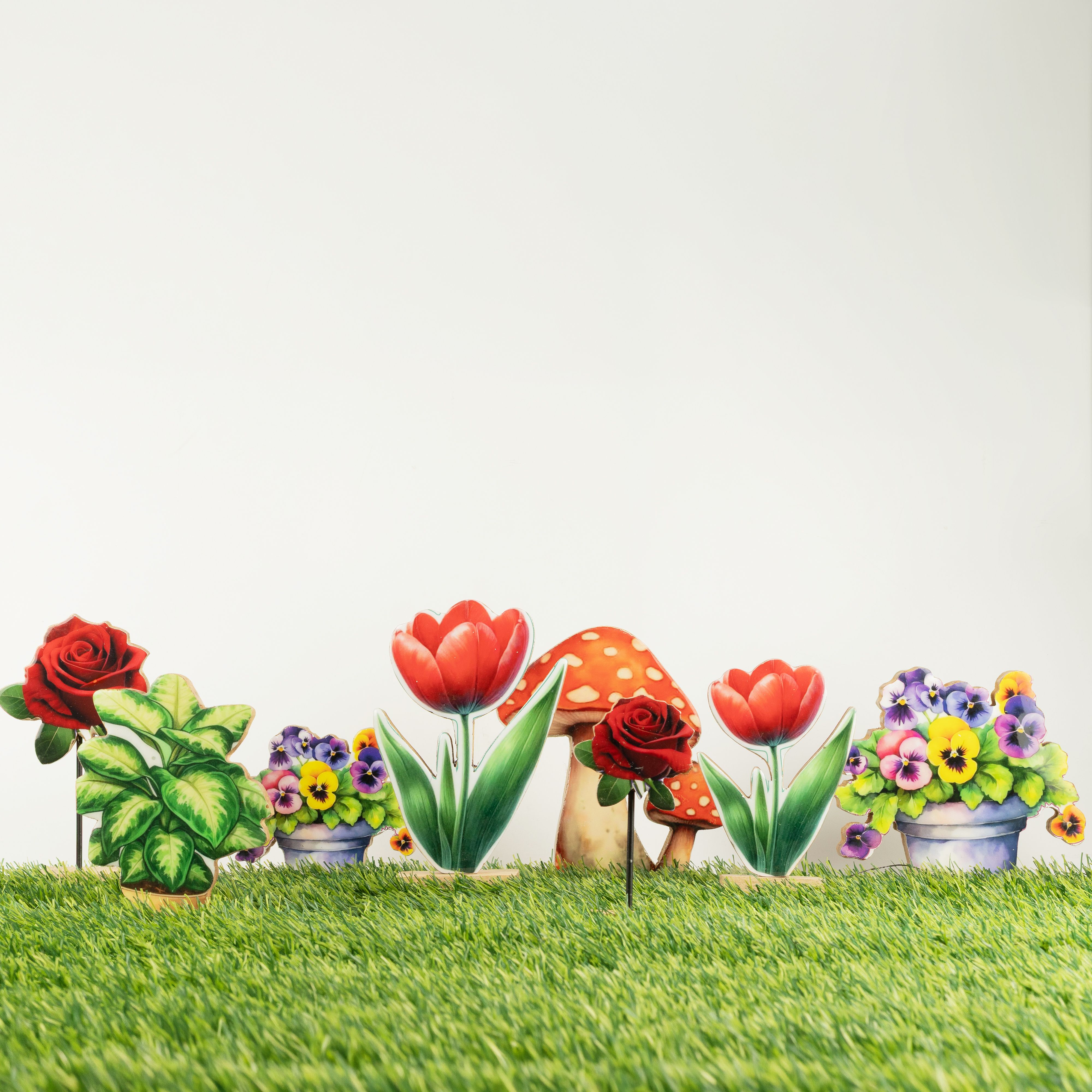 Wooden House Plants - Mini Tulip