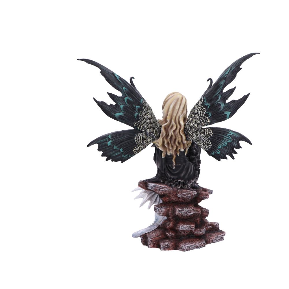 Dominique. 45cm